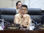 Ketua_Komisi_XI_DPR_RI_Mukhamad_Misbakhun__saat_memimpin_Rapat_Dengar_Pendapat__RDP__Komisi_XI_DPR_R20260526081734