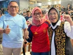 dari-kiri-seno-aji-hetifah-sjaifudian-dan-sri-wahyuni-saat-nobar-final-piala-dunia-2026-jSlw7