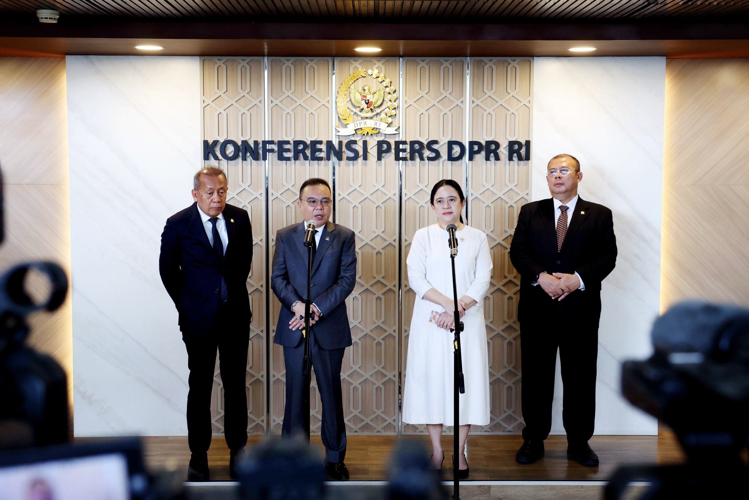 Wakil_Ketua_DPR_RI__Sufmi_Dasco_Ahmad__saat_konferensi_pers_bersama_media_selepas_Rapat_Paripurna_DP20260929150417